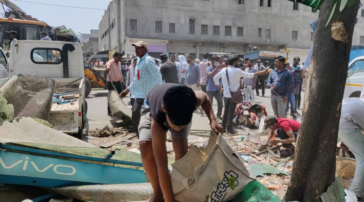 Bulldozer to instil fear in the minority communities living in Jahagirpuri area of Delhi